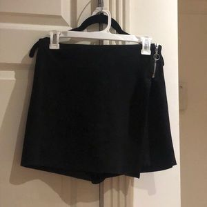Black Velvet Zara skort
